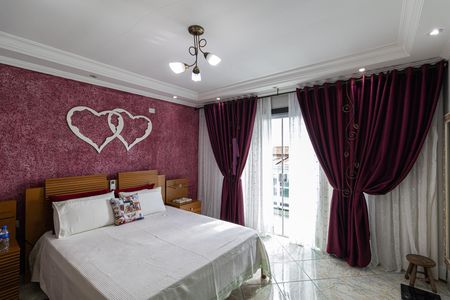 Casa à venda com 249m², 3 quartos e 5 vagasSuíte 