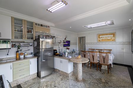 Casa à venda com 249m², 3 quartos e 5 vagasCozinha