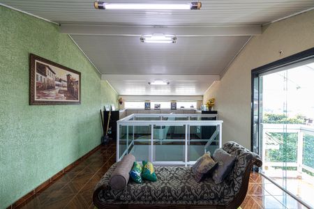 Casa à venda com 249m², 3 quartos e 5 vagasSótão 