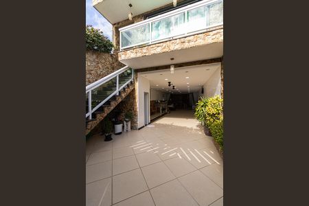 Casa à venda com 249m², 3 quartos e 5 vagasGaragem