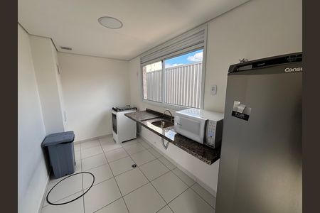 Apartamento à venda com 37m², 2 quartos e 1 vaga Apartamento à venda com 37m², 2 quartos e 1 vagaÁrea comum - Salão de festas