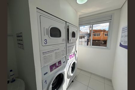 Apartamento à venda com 37m², 2 quartos e 1 vaga Apartamento à venda com 37m², 2 quartos e 1 vagaLavanderia