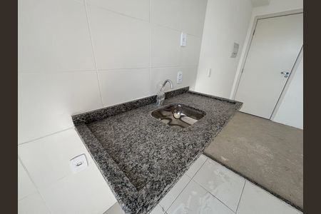 Apartamento à venda com 37m², 2 quartos e 1 vaga Apartamento à venda com 37m², 2 quartos e 1 vagaCozinha
