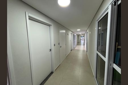 Apartamento à venda com 37m², 2 quartos e 1 vaga Apartamento à venda com 37m², 2 quartos e 1 vagaCorredor