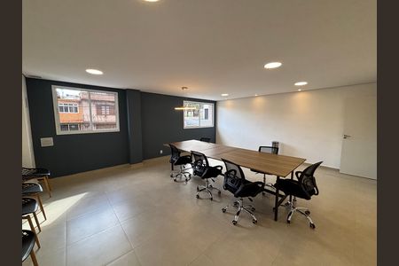 Apartamento à venda com 37m², 2 quartos e 1 vaga Apartamento à venda com 37m², 2 quartos e 1 vagaÁrea comum