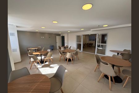 Apartamento à venda com 37m², 2 quartos e 1 vaga Apartamento à venda com 37m², 2 quartos e 1 vagaÁrea comum - Salão de festas