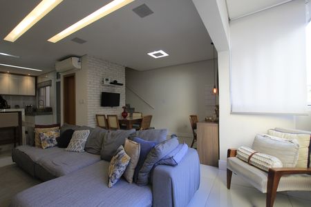 Casa à venda com 3 quartos, 150m² em Ipiranga, São Paulo