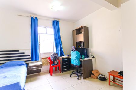 Casa à venda com 363m², 4 quartos e 20 vagas Casa à venda com 363m², 4 quartos e 20 vagasQuarto 2