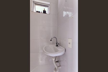 Casa à venda com 363m², 4 quartos e 20 vagas Casa à venda com 363m², 4 quartos e 20 vagasBanheiro de serviço
