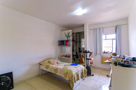 Casa à venda com 363m², 4 quartos e 20 vagas Casa à venda com 363m², 4 quartos e 20 vagasQuarto 3