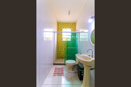 Casa à venda com 363m², 4 quartos e 20 vagas Casa à venda com 363m², 4 quartos e 20 vagasBanheiro Social