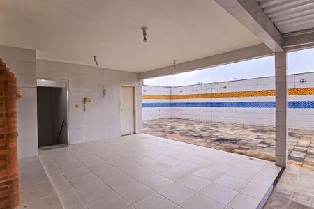 Casa à venda com 363m², 4 quartos e 20 vagas Casa à venda com 363m², 4 quartos e 20 vagasTerraço