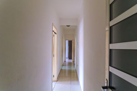 Casa à venda com 363m², 4 quartos e 20 vagas Casa à venda com 363m², 4 quartos e 20 vagasCorredor