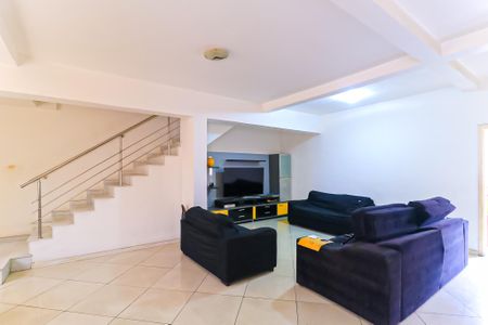 Sala de casa à venda com 4 quartos, 363m² em Cachambi, Rio de Janeiro