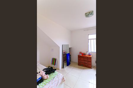 Casa à venda com 363m², 4 quartos e 20 vagas Casa à venda com 363m², 4 quartos e 20 vagasQuarto