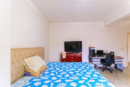 Casa à venda com 363m², 4 quartos e 20 vagas Casa à venda com 363m², 4 quartos e 20 vagasQuarto 4 - Suíte