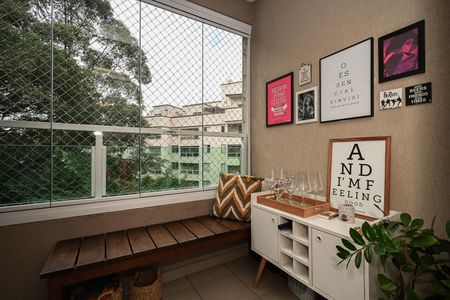 Apartamento à venda com 69m², 3 quartos e 1 vagaVaranda