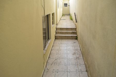 Casa à venda com 150m², 2 quartos e 3 vagas Casa à venda com 150m², 2 quartos e 3 vagasCorredor