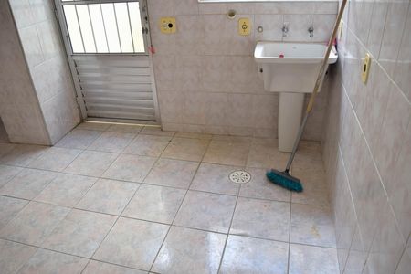 Casa à venda com 150m², 2 quartos e 3 vagas Casa à venda com 150m², 2 quartos e 3 vagasÁrea de Serviço