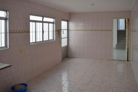 Casa à venda com 150m², 2 quartos e 3 vagas Casa à venda com 150m², 2 quartos e 3 vagasCozinha