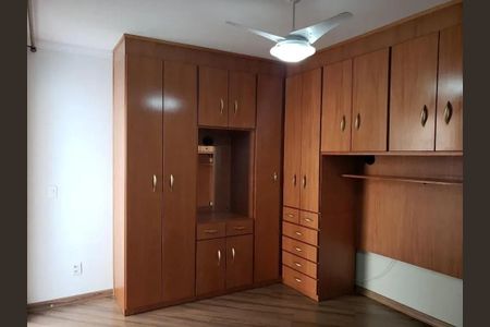 Apartamento à venda com 76m², 3 quartos e 1 vaga Apartamento à venda com 76m², 3 quartos e 1 vagaQuarto