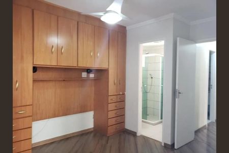 Apartamento à venda com 76m², 3 quartos e 1 vaga Apartamento à venda com 76m², 3 quartos e 1 vagaQuarto