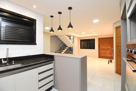 Sala/Cozinha de casa à venda com 3 quartos, 200m² em Tingui, Curitiba