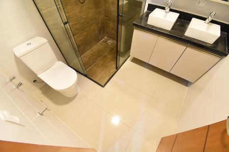Casa à venda com 200m², 3 quartos e 4 vagasBanheiro da Suíte