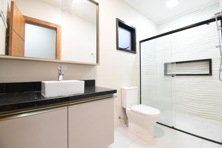 Casa à venda com 200m², 3 quartos e 4 vagasBanheiro 2