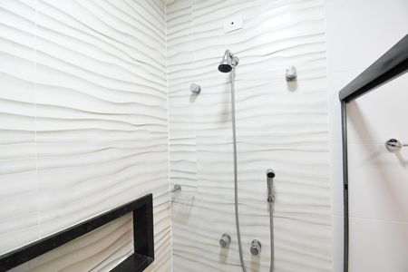 Casa à venda com 200m², 3 quartos e 4 vagasBanheiro 2