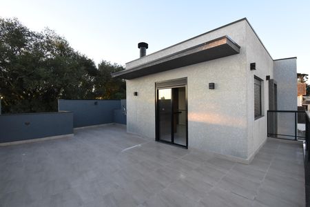Casa à venda com 200m², 3 quartos e 4 vagasCobertura