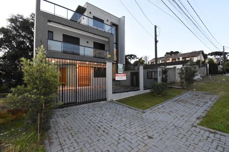 Casa à venda com 200m², 3 quartos e 4 vagasFachada