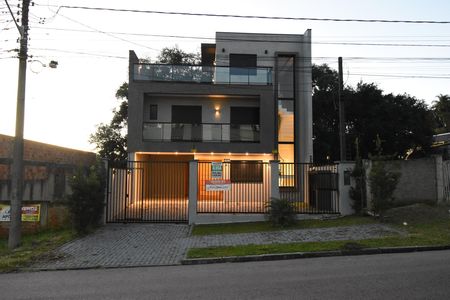 Casa à venda com 200m², 3 quartos e 4 vagasFachada