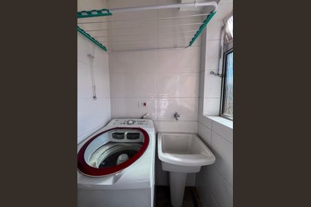 Apartamento à venda com 60m², 2 quartos e 1 vaga Apartamento à venda com 60m², 2 quartos e 1 vagaÁrea de Serviço