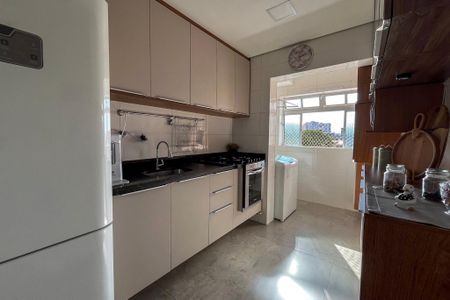 Apartamento à venda com 60m², 2 quartos e 1 vaga Apartamento à venda com 60m², 2 quartos e 1 vagaCozinha