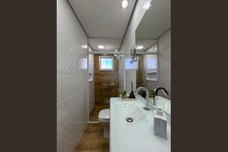 Apartamento à venda com 60m², 2 quartos e 1 vaga Apartamento à venda com 60m², 2 quartos e 1 vagaBanheiro