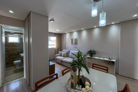 Apartamento à venda com 60m², 2 quartos e 1 vaga Apartamento à venda com 60m², 2 quartos e 1 vagaSala de Jantar