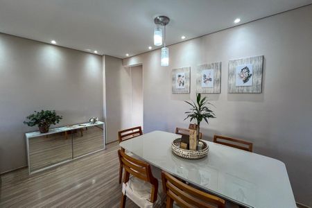 Apartamento à venda com 60m², 2 quartos e 1 vaga Apartamento à venda com 60m², 2 quartos e 1 vagaSala de Jantar