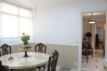 Apartamento para alugar com 130m², 3 quartos e 3 vagasCozinha