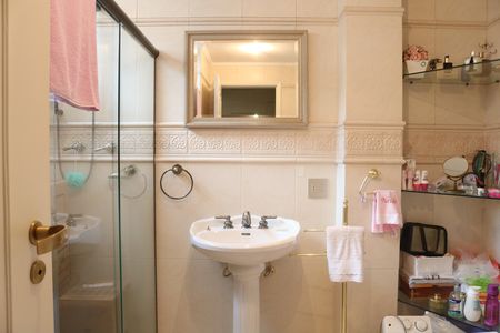 Apartamento para alugar com 130m², 3 quartos e 3 vagasBanheiro 2