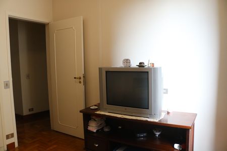 Apartamento para alugar com 130m², 3 quartos e 3 vagasQuarto 2