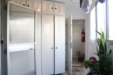 Apartamento para alugar com 130m², 3 quartos e 3 vagasÁrea de Serviço