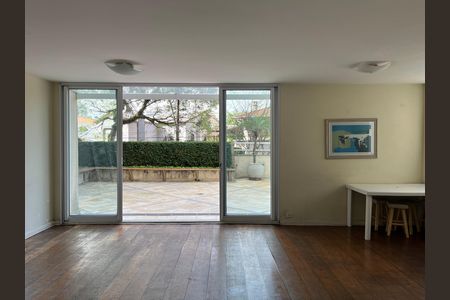 Apartamento para alugar com 130m², 3 quartos e 3 vagasÁrea comum - Salão de festas