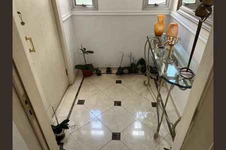 Apartamento para alugar com 130m², 3 quartos e 3 vagasHall de entrada