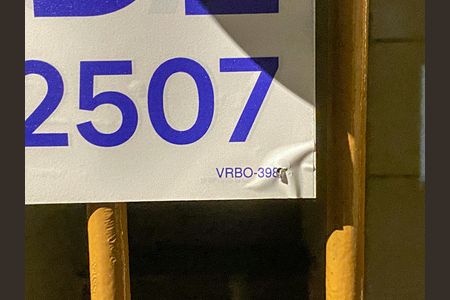 Casa à venda com 167m², 3 quartos e 2 vagasPlaquinha