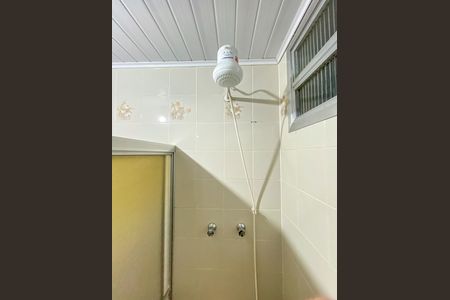 Casa à venda com 167m², 3 quartos e 2 vagasBanheiro