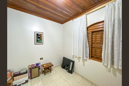 Casa à venda com 167m², 3 quartos e 2 vagasQuarto 2