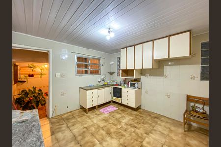 Casa à venda com 167m², 3 quartos e 2 vagasCozinha