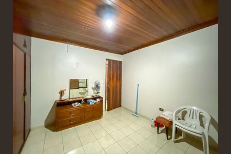 Casa à venda com 167m², 3 quartos e 2 vagasQuarto 1