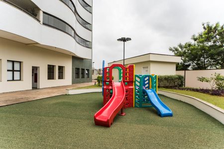 Apartamento para alugar com 143m², 3 quartos e 2 vagasÁrea comum - Playground